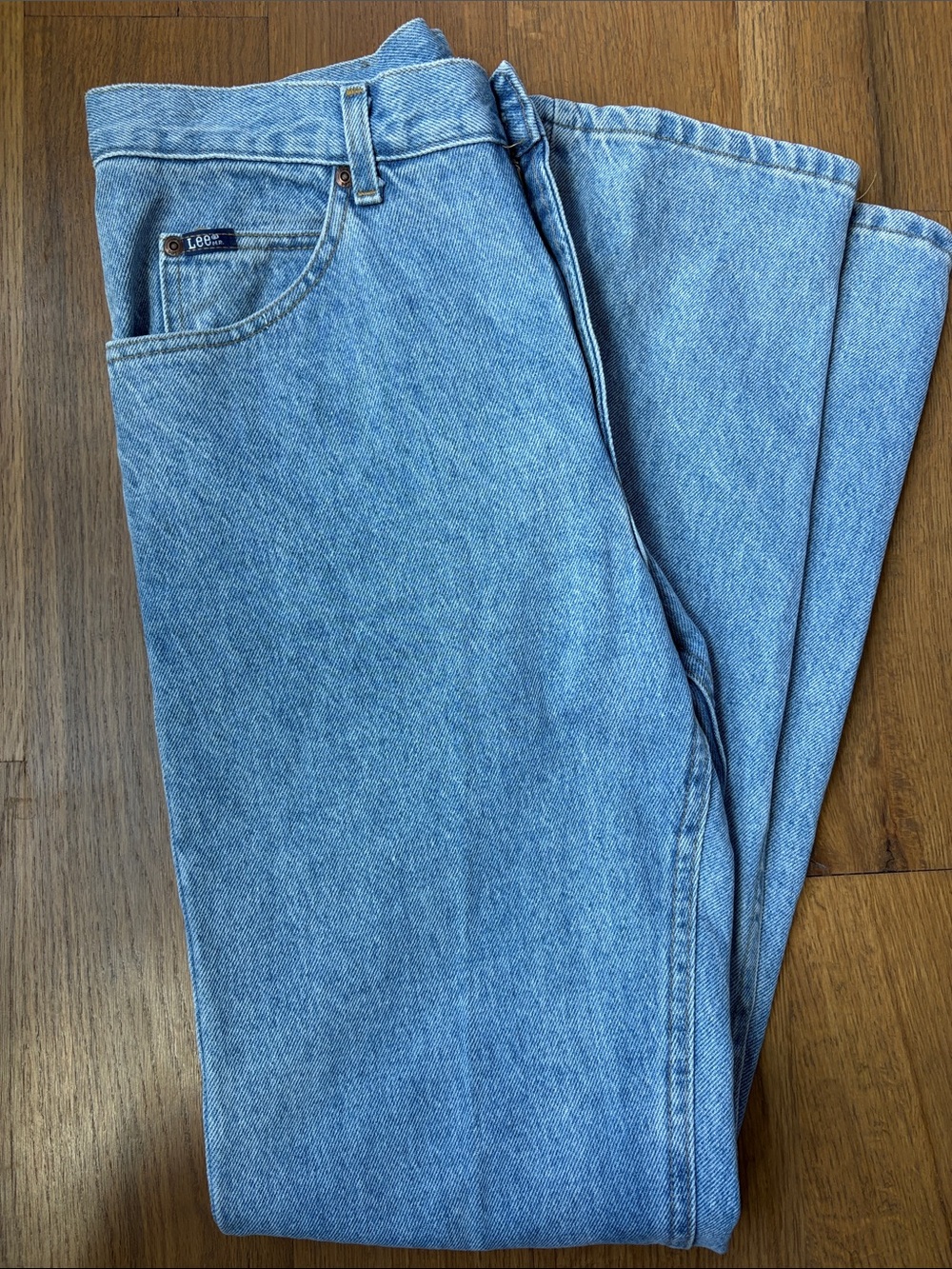 VTG Lee Men's Light Blue Straight Jeans 32x34 leather patch made in Costa Rica